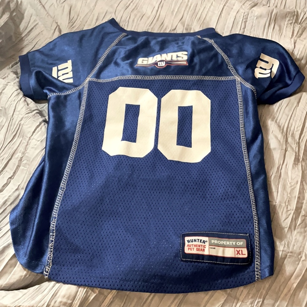 NY Giants dog jersey. Size large